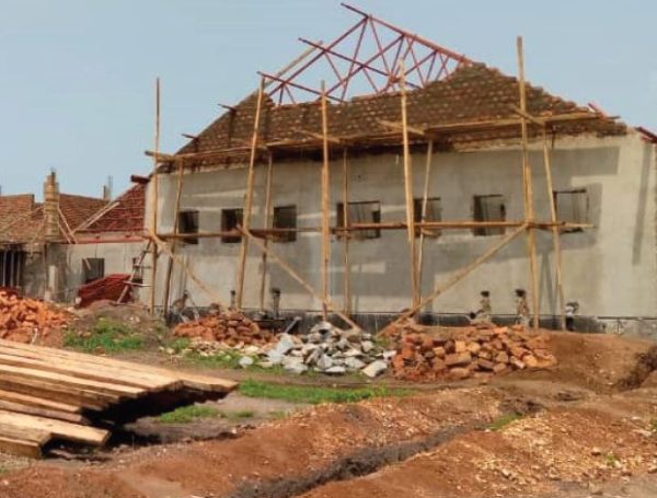 Moyo District Headquarters Roof Rehabilitation Project by Esoj